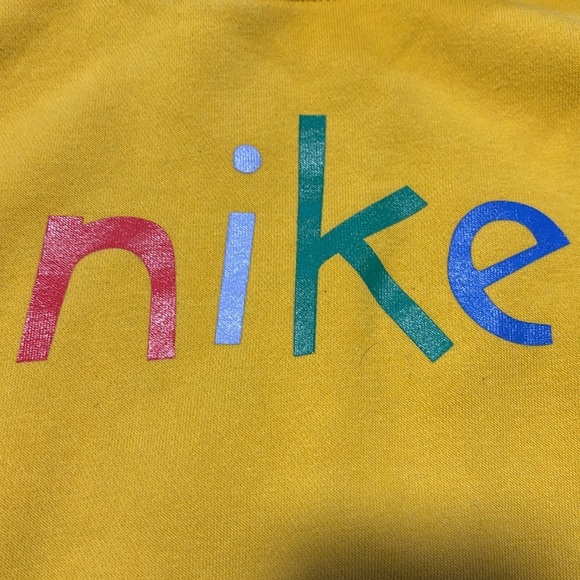 Nike Fleece Yellow Ochre/University Red Pullover Hoodie Sweatshirt - DR0105-752 - Picture 4 of 8